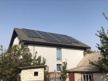 Командою Solar Garden були реалізовані Автономні сонячні станції: для приватного будинку, а також для складських приміщень 2